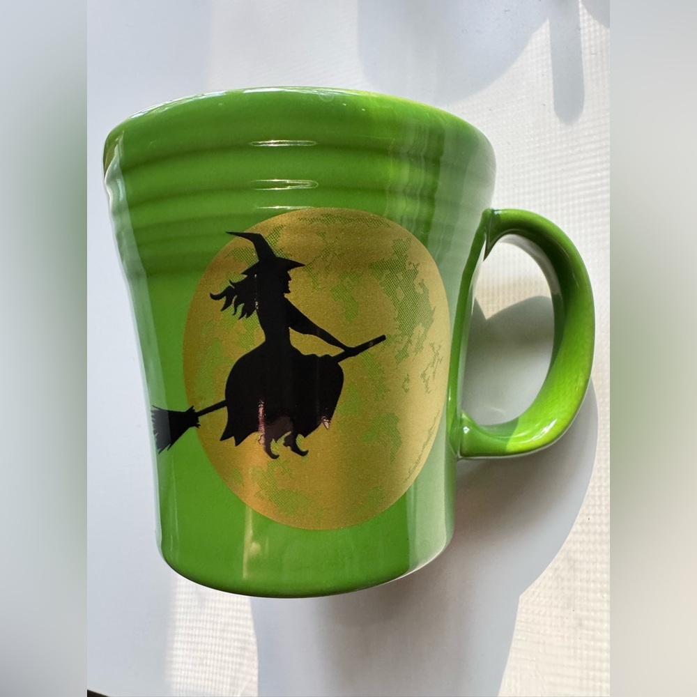 FIesta Fiestaware Green Halloween Harvest Moon Witch Mug with Gold Moon